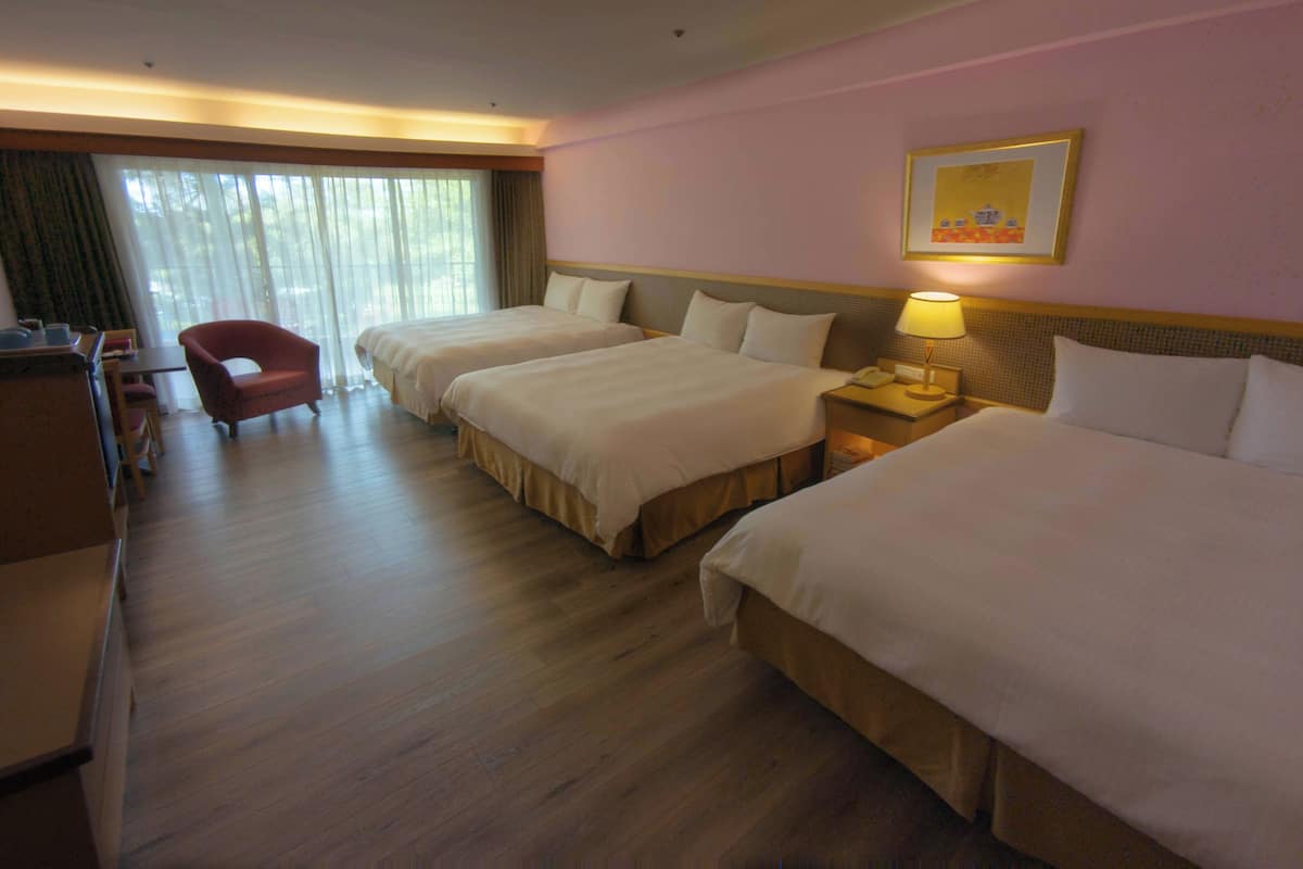 Deluxe Triple Room