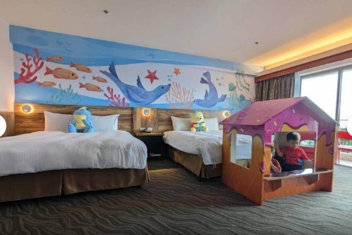 1 bedroom, down comforters, in-room safe, laptop workspace