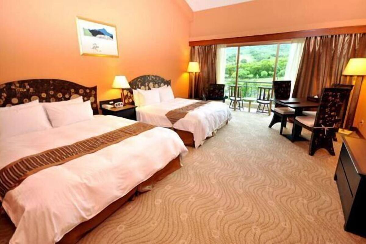 1 bedroom, down comforters, in-room safe, laptop workspace