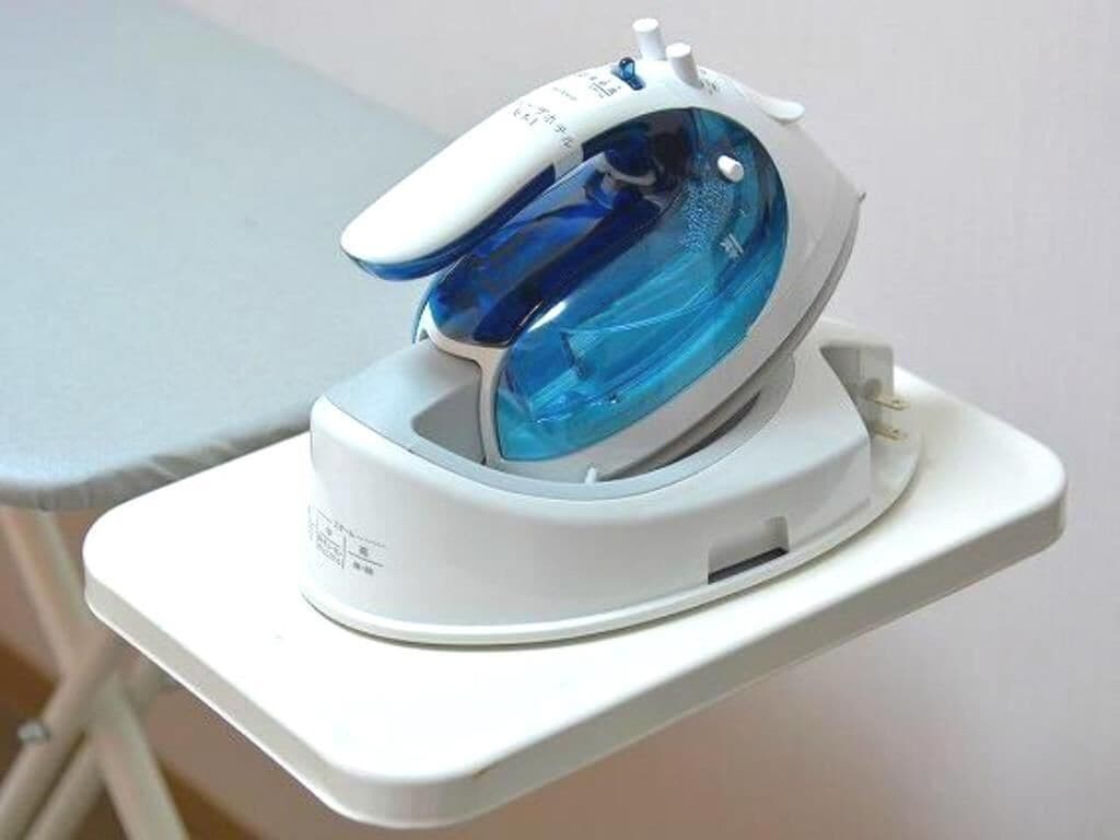 mini-fridge, microwave