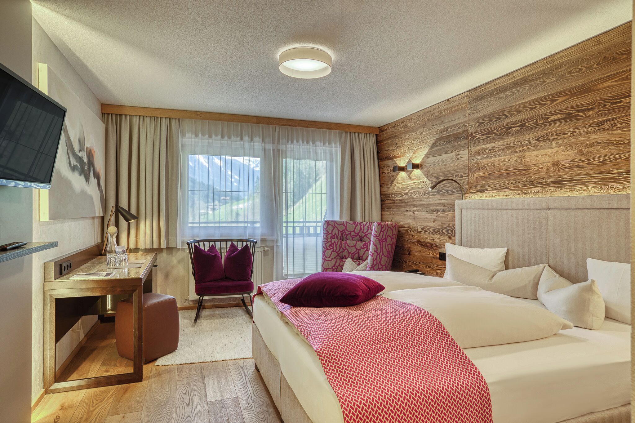 Superior dubbelrum (Mountain Soul) | Värdeförvaringsskåp på rummet, individuell inredning och unika möbler