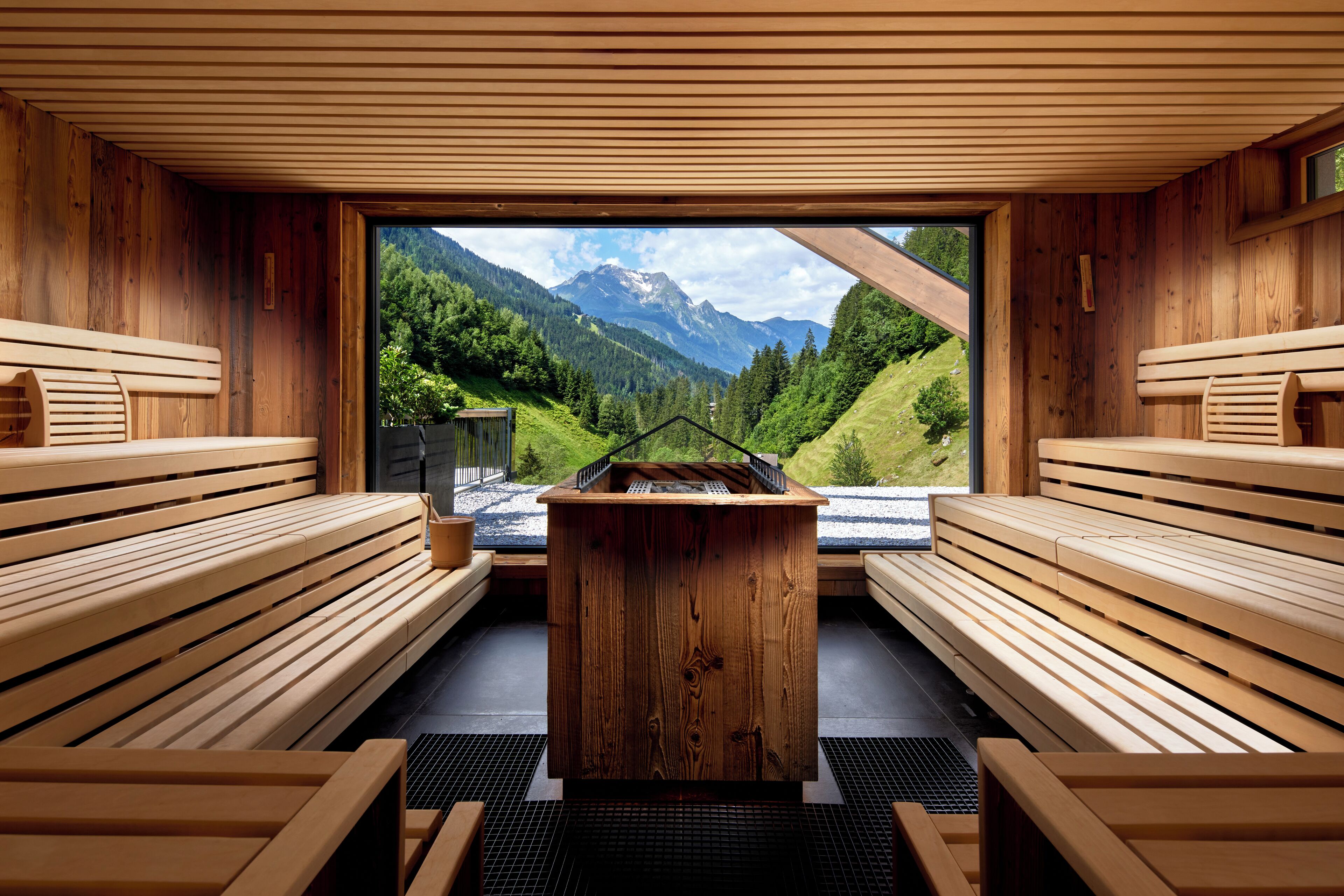sauna, hot tub, steam room