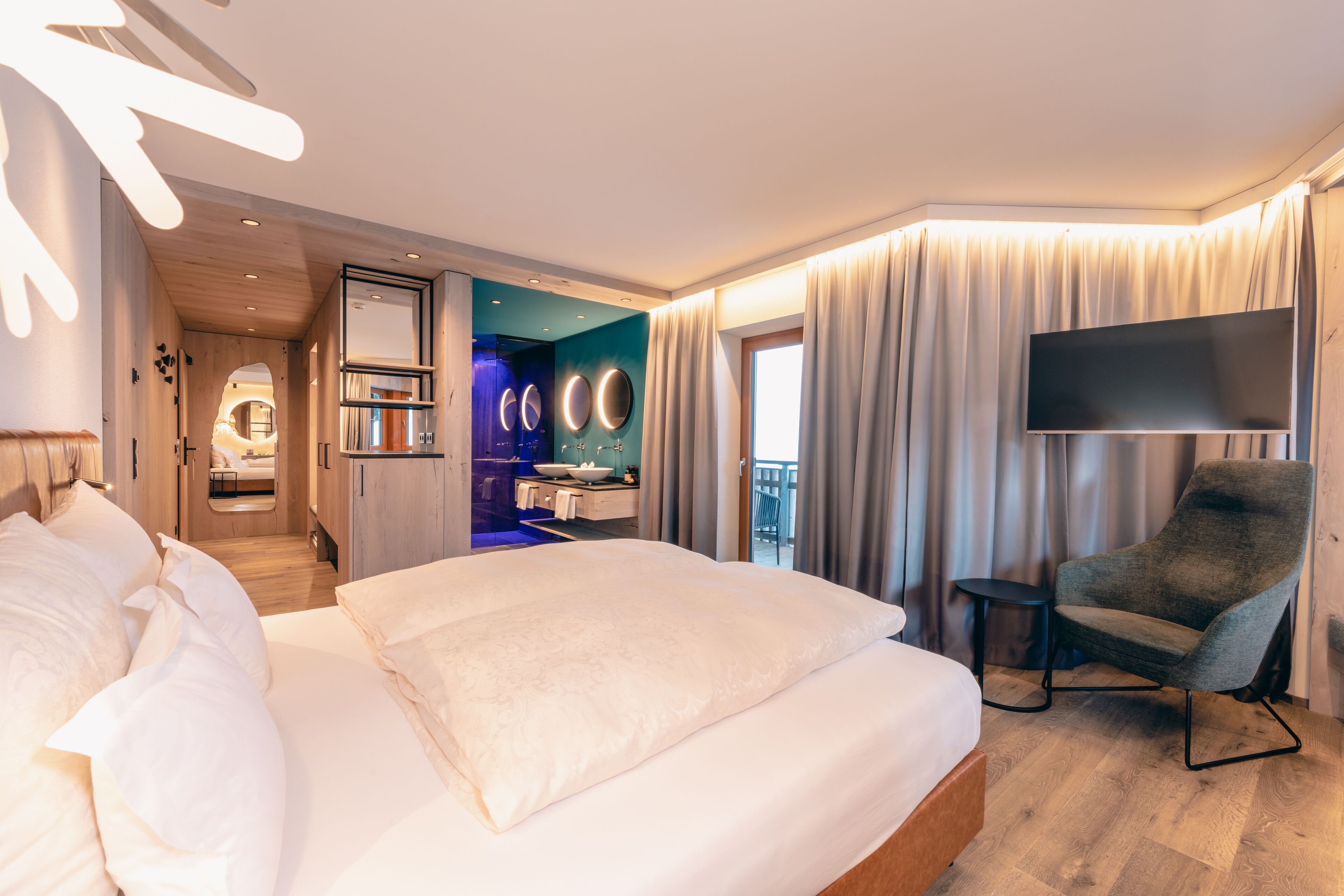 1 bedroom, in-room safe, desk, free wifi