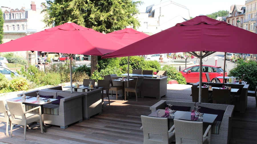 Bagnoles Hôtel