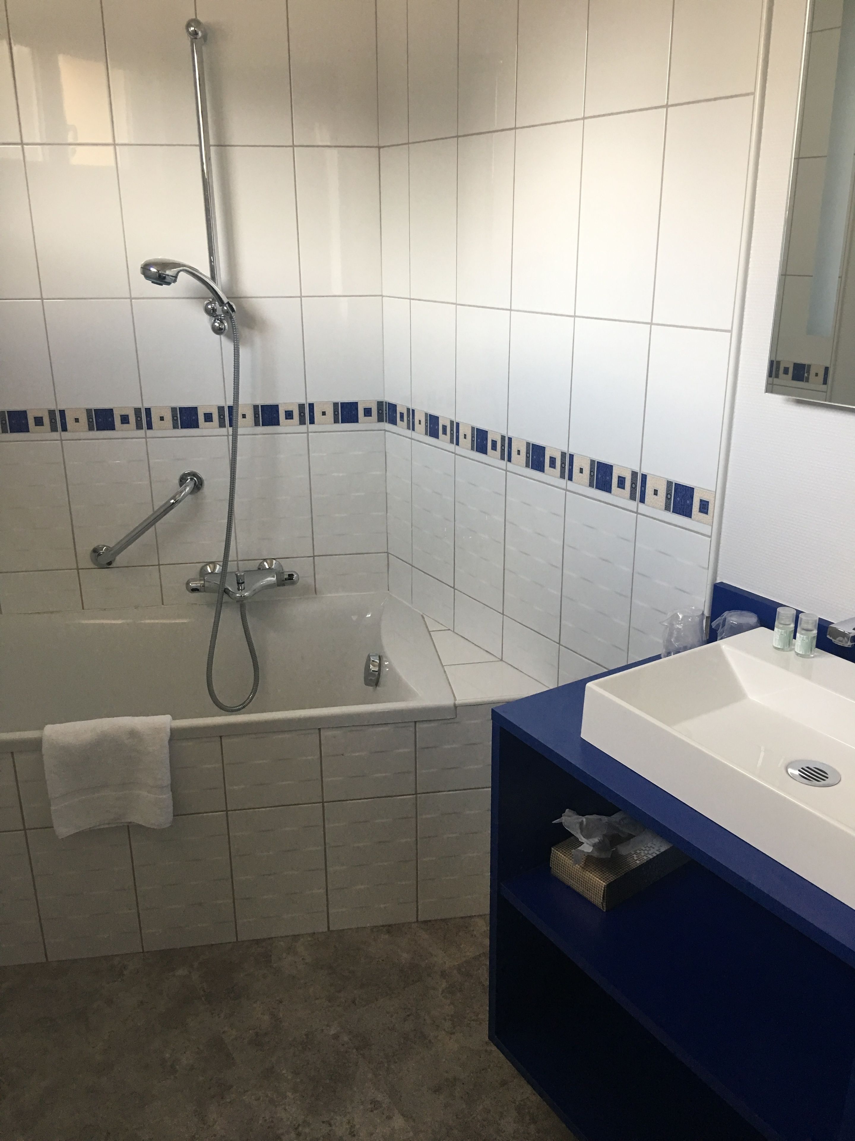 premier double room, balcony | bathroom | free toiletries, hair dryer, towels