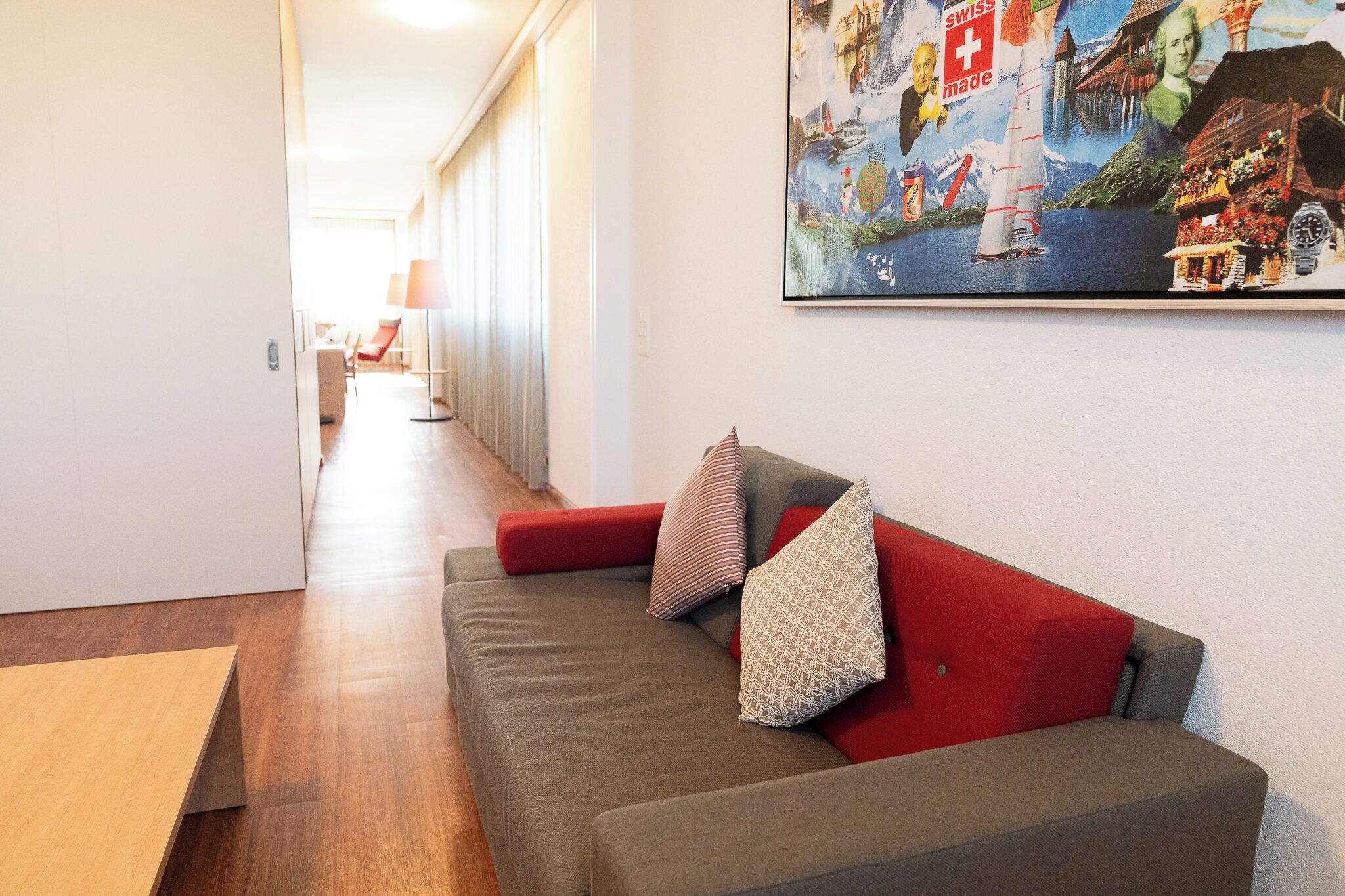 suite | living area | flat-screen tv, pay films