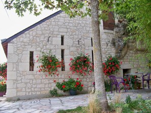 Exterior - Hôtel Troglododo (Azay-le-Rideau)