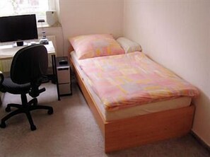 Chambre, 2 lits une place