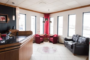 Interior - Hôtel Le Floral (Sherbrooke)