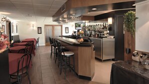 Free daily full breakfast  - Hôtel Le Floral (Sherbrooke)