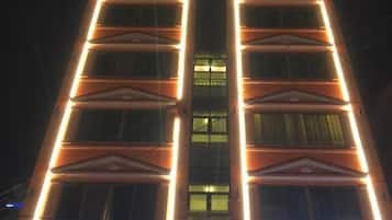 Fyrir utan