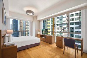 Minibar, in-room safe, desk, soundproofing - Somerset Vista Ho Chi Minh City (Ho Chi Minh City)