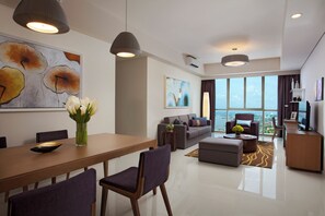 Minibar, in-room safe, desk, soundproofing - Somerset Vista Ho Chi Minh City (Ho Chi Minh City)