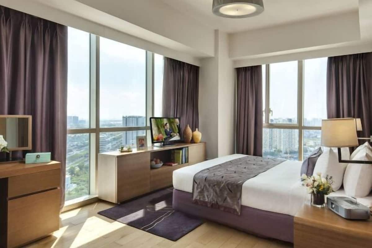 1 bedroom, minibar, in-room safe, desk