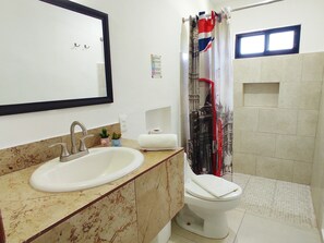 Comfort-Apartment, 1 Schlafzimmer, Küche | Badezimmer | Dusche, kostenlose Toilettenartikel, Handtücher, Seife
