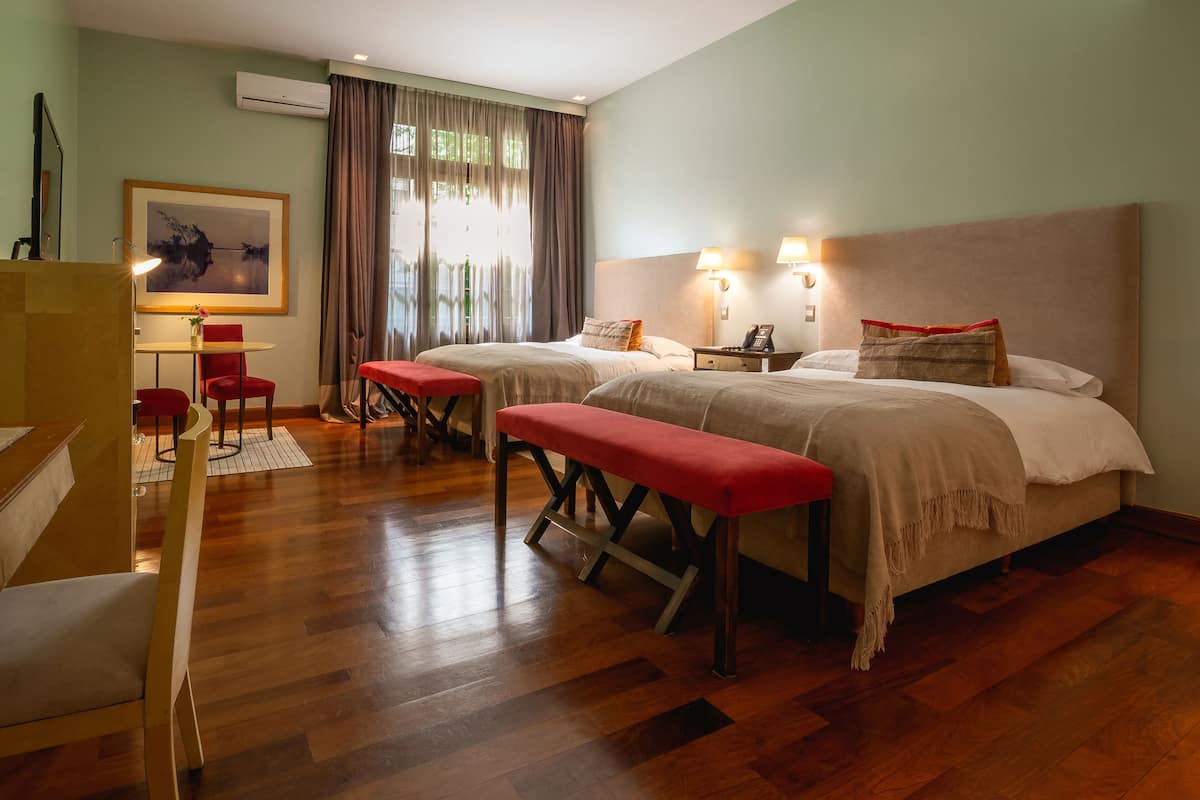 Suite | Egyptian cotton sheets, premium bedding, down comforters, pillowtop beds