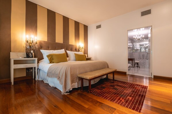 Grand Suite | Egyptian cotton sheets, premium bedding, down duvets, pillow-top beds