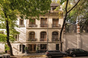 Front of property - Hub Porteño (Buenos Aires)
