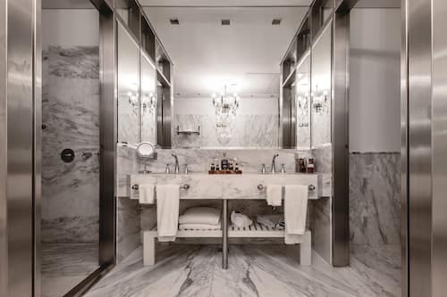 Grand Suite | Bathroom | Separate bathtub and shower, jetted bath, rainfall showerhead