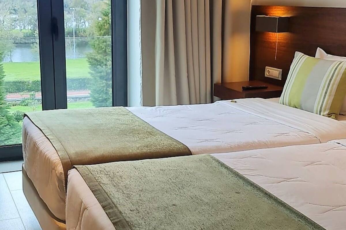 minibar, desk, blackout curtains, soundproofing