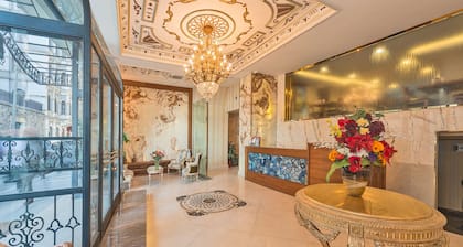 Hotel The Pera Hill