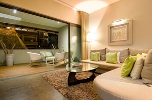 En 32-tommers LCD-TV med Parabol-TV samt TV