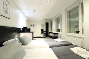 Laptop workspace, iron/ironing board, free WiFi, bed sheets - Forenom Aparthotel Tampere (Tampere)
