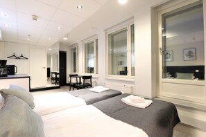 Laptop workspace, iron/ironing board, free WiFi, bed sheets - Forenom Aparthotel Tampere (Tampere)