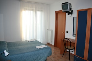 Double Room Single Use - B&B Villa Ruberto (San Giovanni Rotondo)