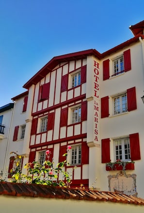 Façade de l’hébergement