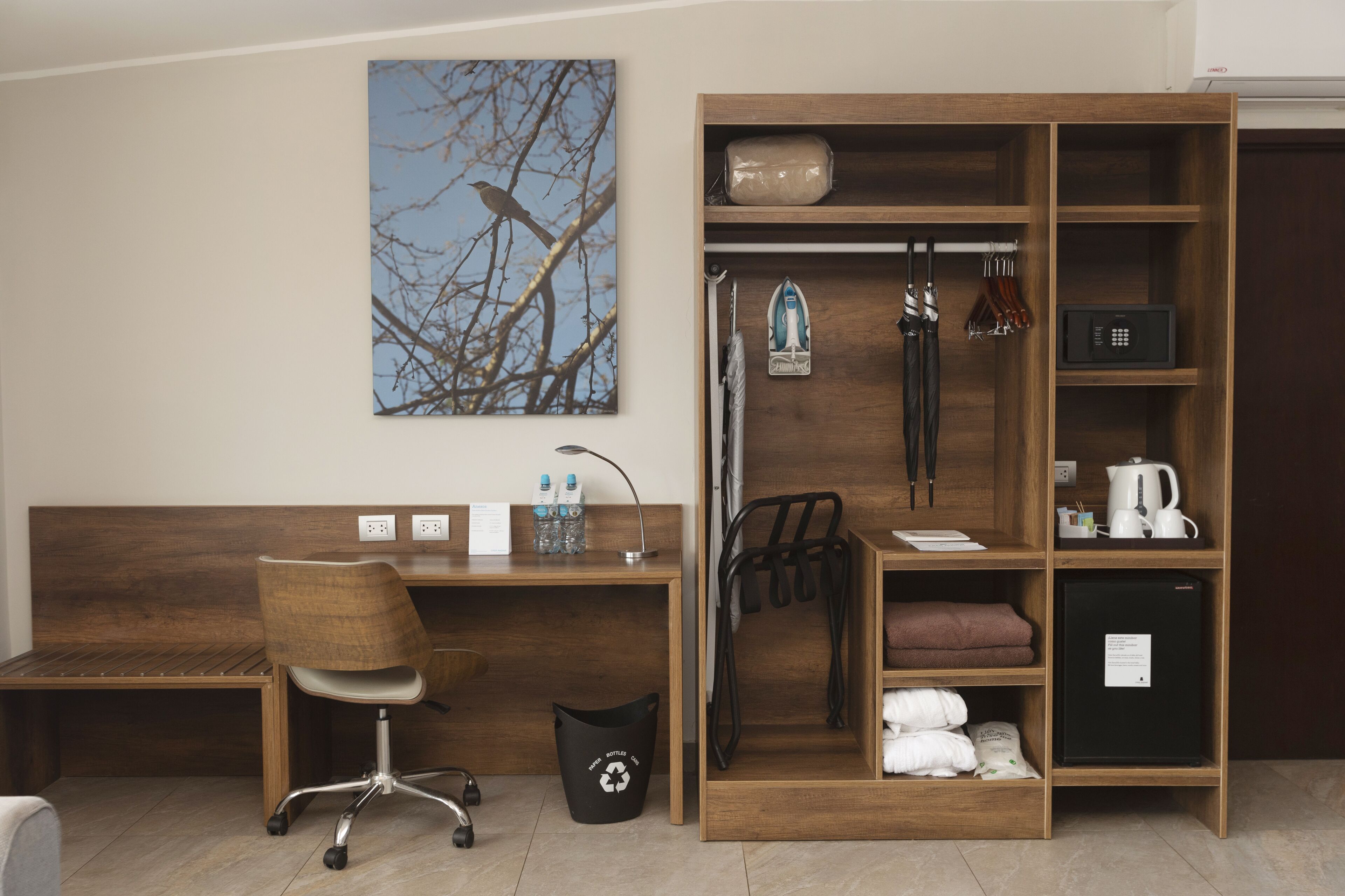 junior suite, 1 king bed | down duvets, minibar, in-room safe, desk