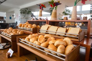 Inbegriffenes großes Frühstück