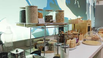 Petit déjeuner buffet compris tous les jours