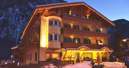 Hotel Ladina
