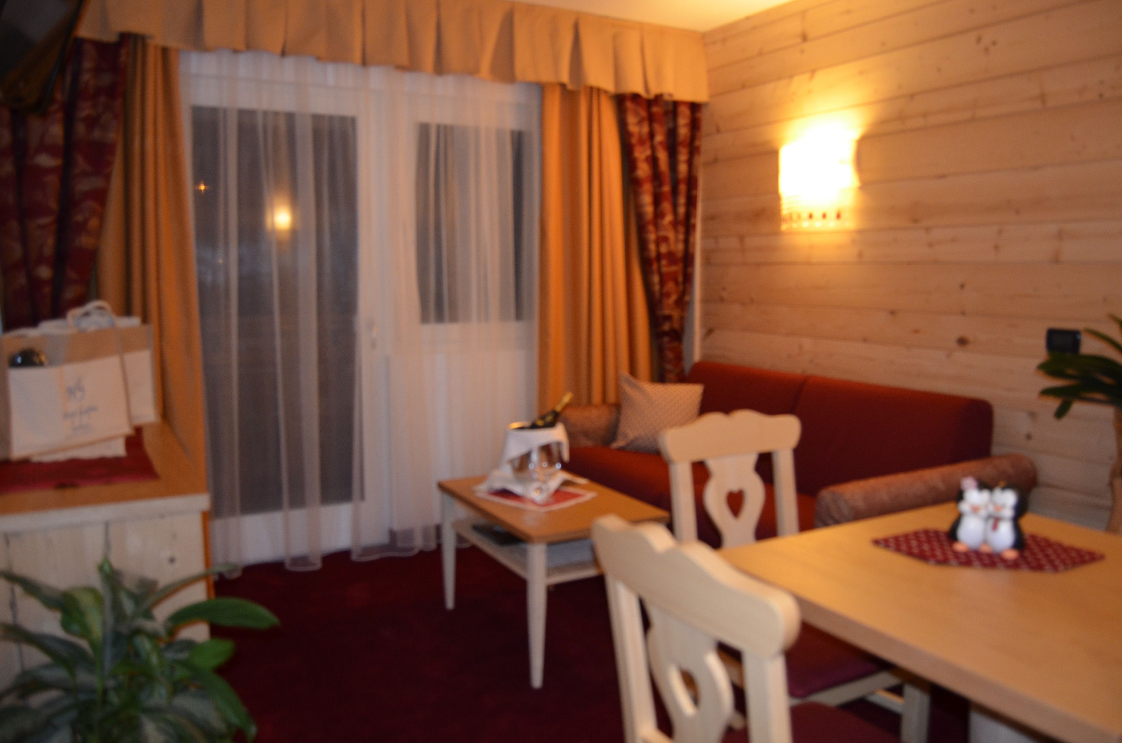 family suite | down duvets, in-room safe, individually decorated, desk