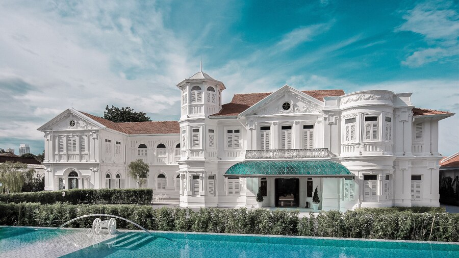 Macalister Mansion