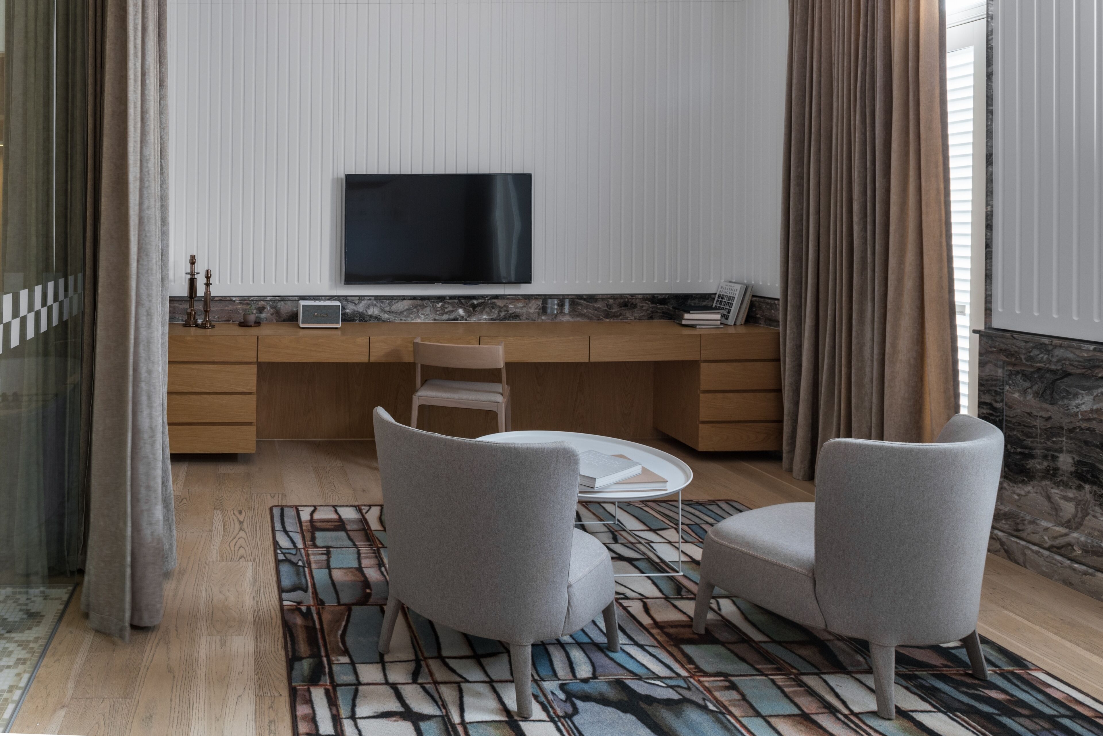 deluxe room, 1 king bed | premium bedding, free minibar, in-room safe, soundproofing