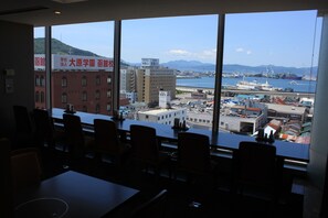 Se sirven desayunos y brunch