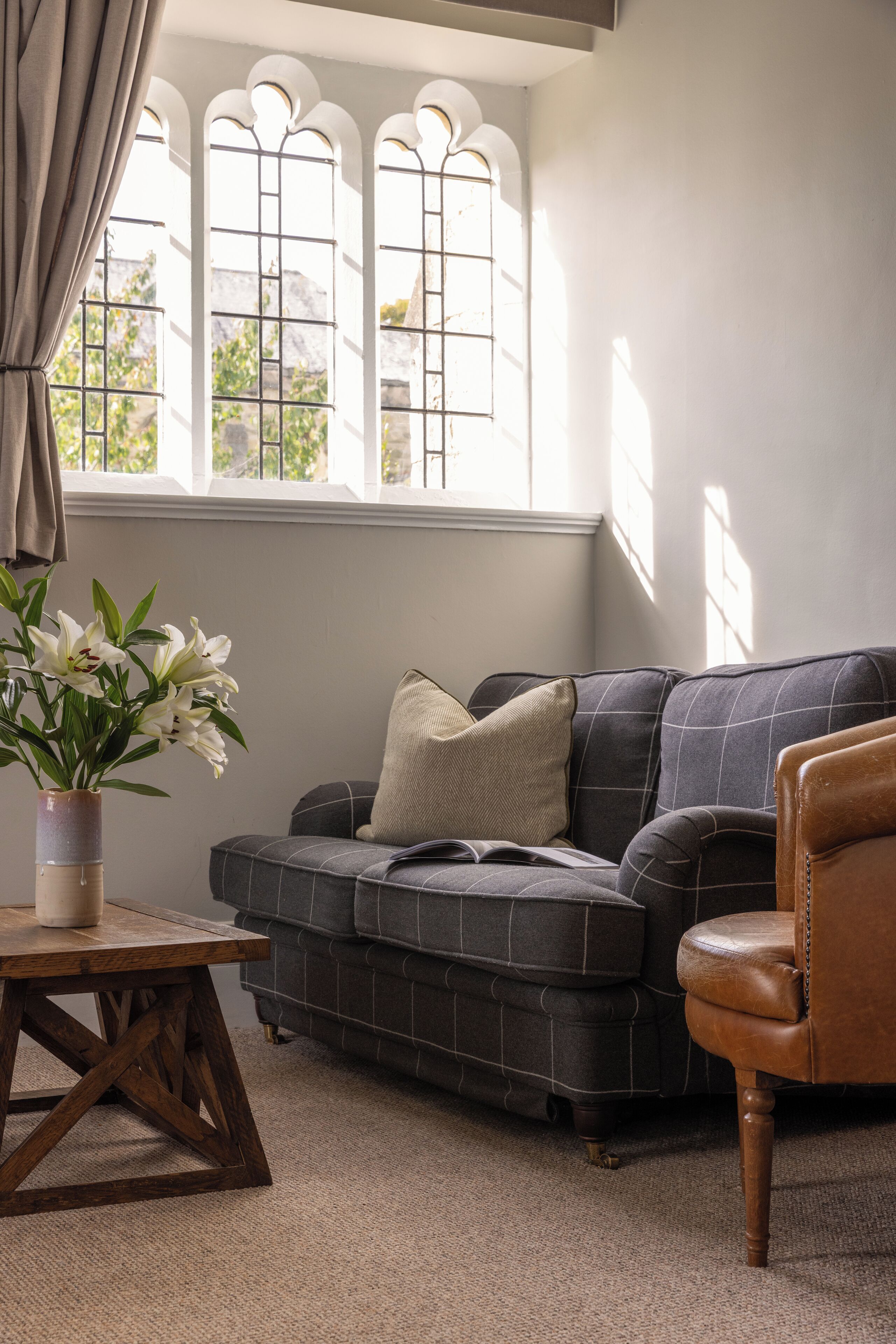 Suite Eksekutif, 1 kamar tidur | Didekorasi berbeda-beda, meja kerja, dan setrika/meja setrika