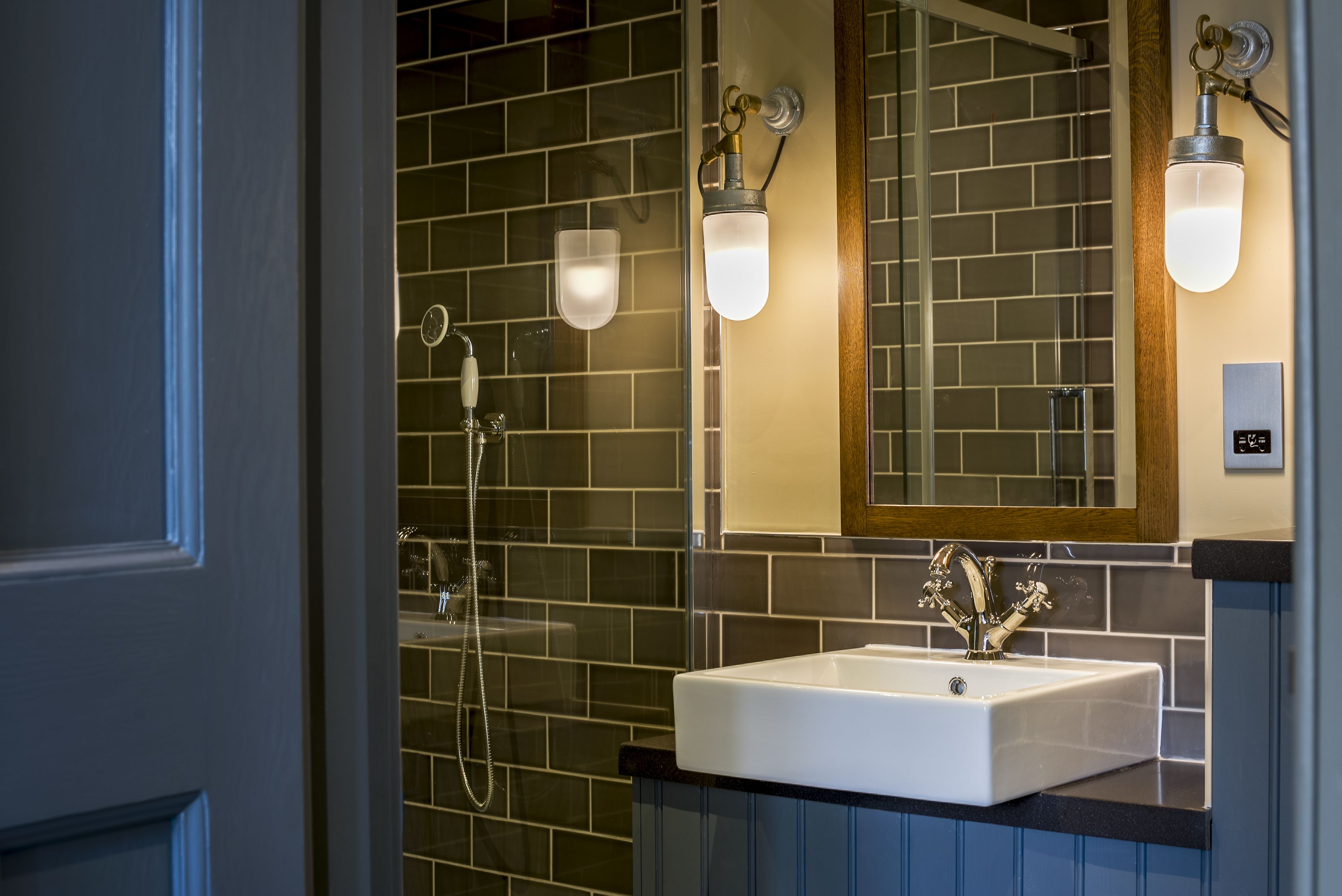 junior suite, 1 king bed | bathroom | free toiletries, hair dryer, towels, soap