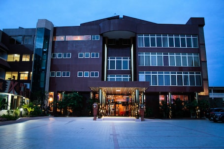 Front of property - evening/night. Royal Nick Hotel