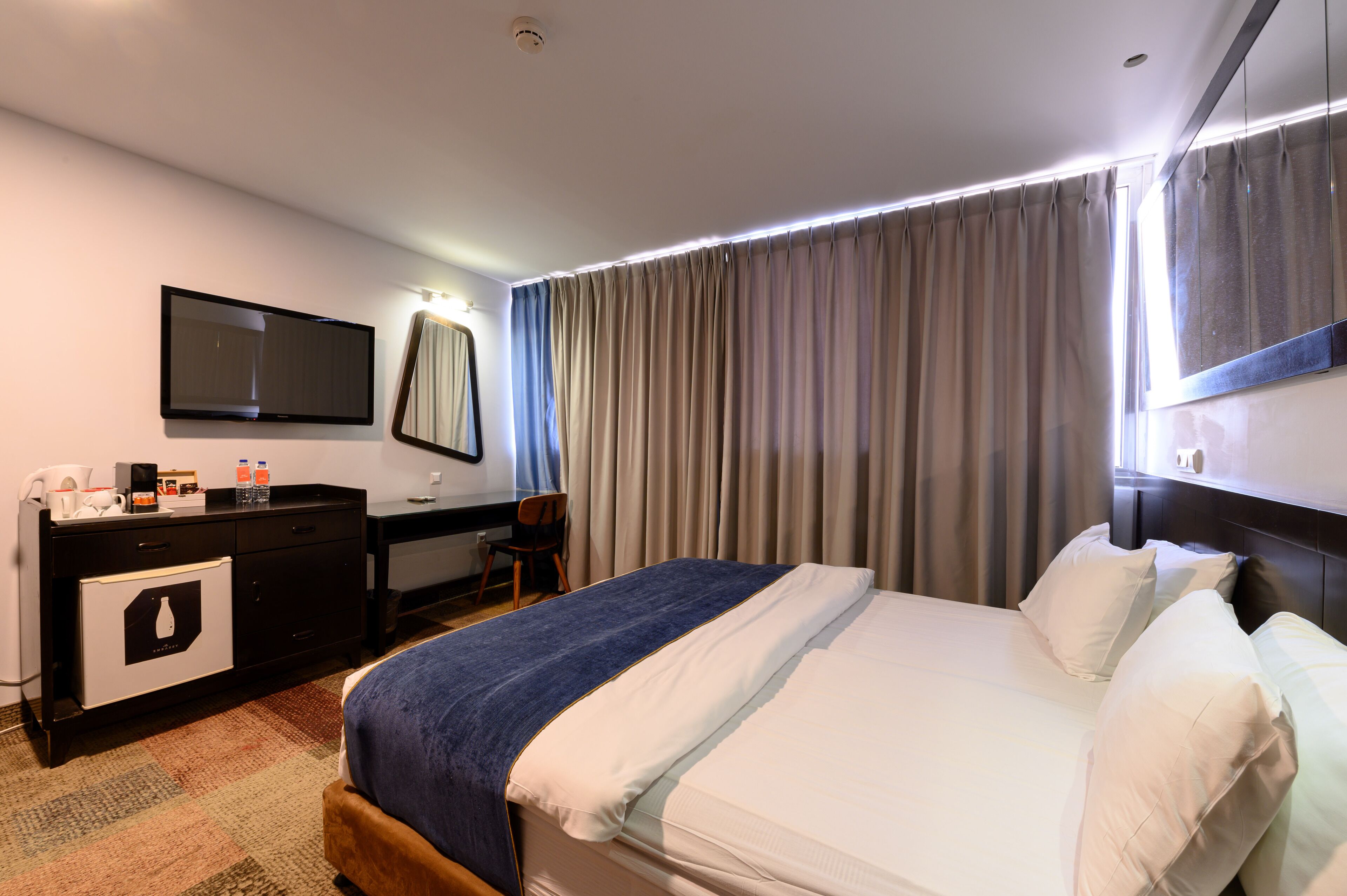 standard triple room | coffee and/or coffee maker