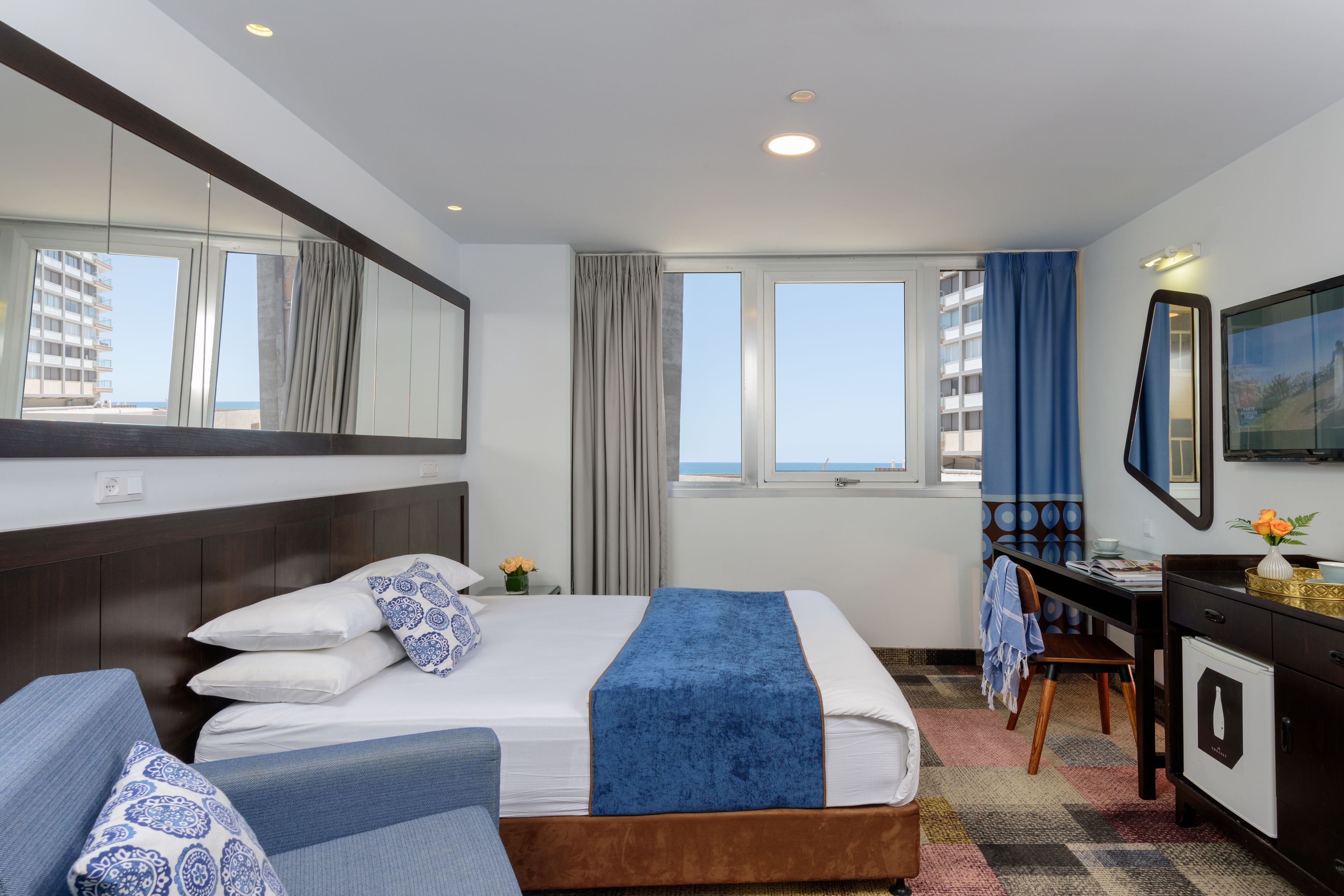 In-room safe, desk, laptop workspace, iron/ironing board