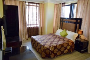 Caja de seguridad en la habitación y sistema de insonorización 