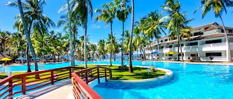 2 outdoor pools, pool umbrellas, pool loungers