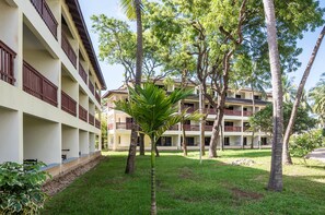 Garden view - PrideInn Flamingo Beach Resort & Spa Mombasa (Mombasa)