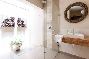 Quarto Ocean (3) | Bathroom sink
