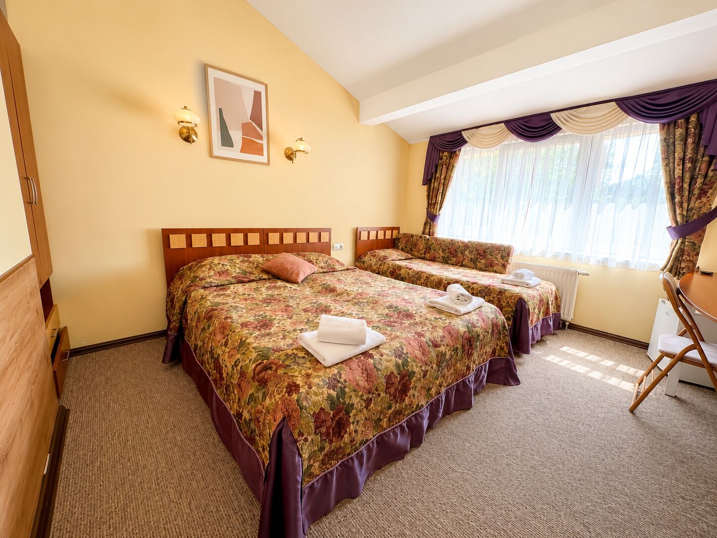 1 bedroom, desk, laptop workspace, blackout drapes