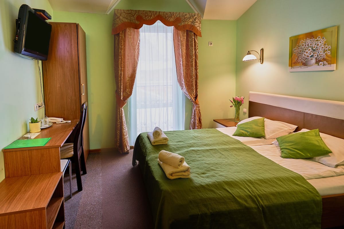 Standard-Doppel- oder -Zweibettzimmer | 1 Schlafzimmer, individuell dekoriert, individuell eingerichtet