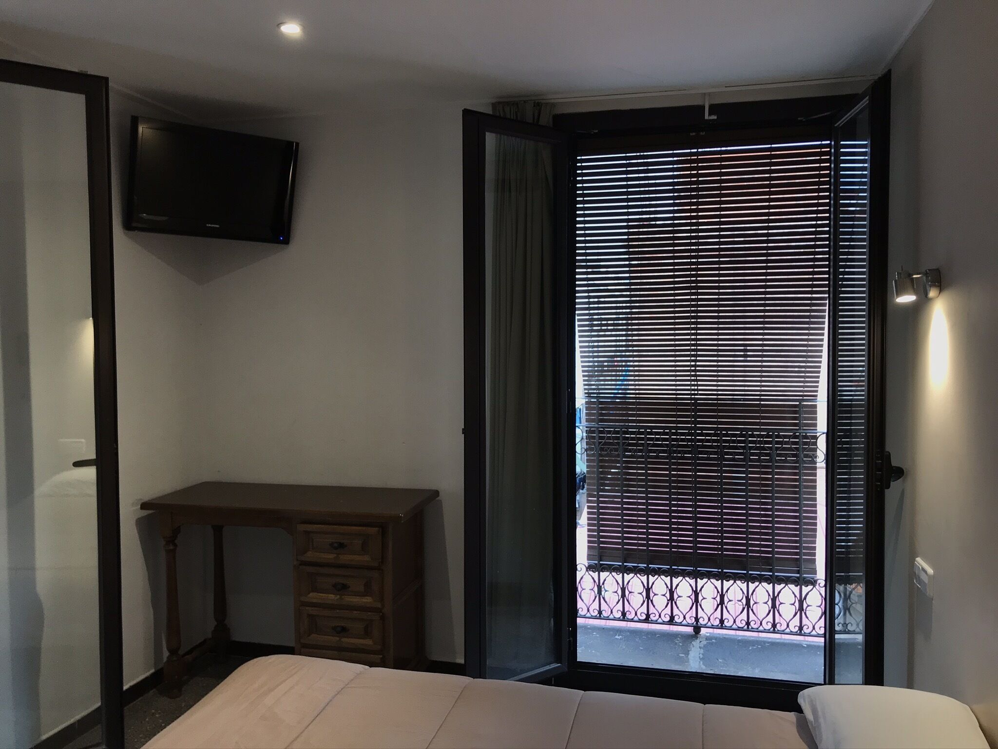 Foto - Hostal Radio Barcelona